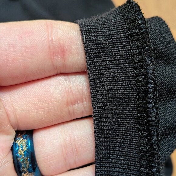 Uniqlo Size XL Men's Polo Button Collar Black - Picture 5 of 5